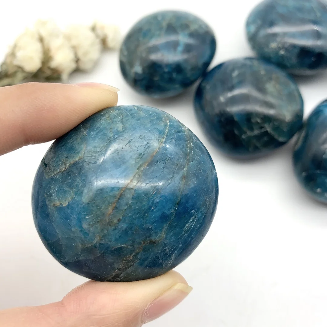 Krásne Prírodné Modré Apatitu Palm Quartz Gem Crystal Leštené Surové Kamene Nepravidelného Tvaru Uzdravenie Domáce Dekorácie, Darčeky 0