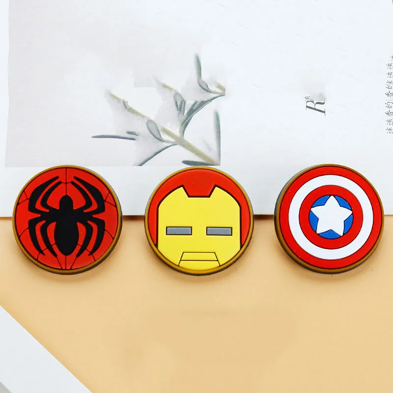 Marvel superhrdinovia spiderman iron man Kapitán Amerika, Hulk Odznak Módne Nový kód pin anime kreslený Film deti narodeniny hračka gif 0