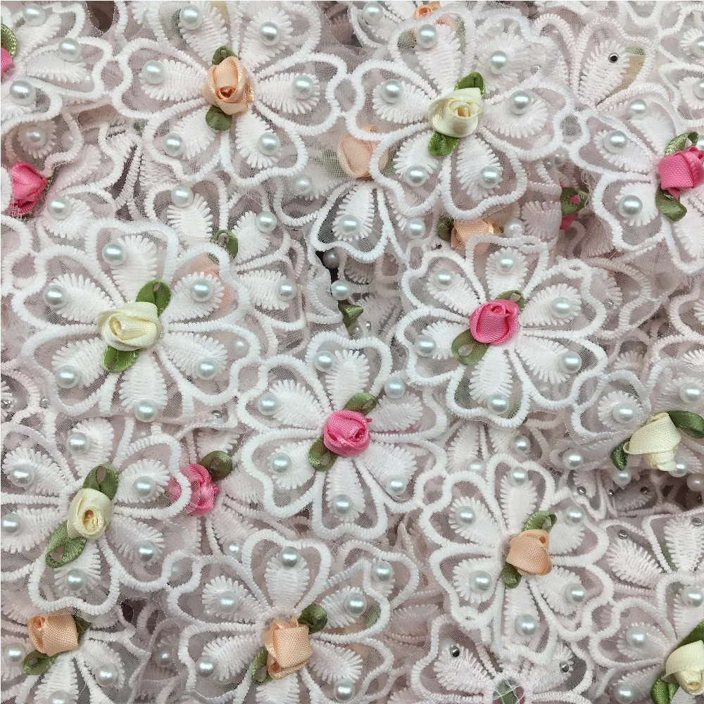 2 metrov Bavlna 3D Farebné Ruže, Kvety Pearl Vyšívané Čipky Orezania pása s nástrojmi Textílie Ručné Šitie Plavidlá, Na Kostýmy, Dekorácie 1