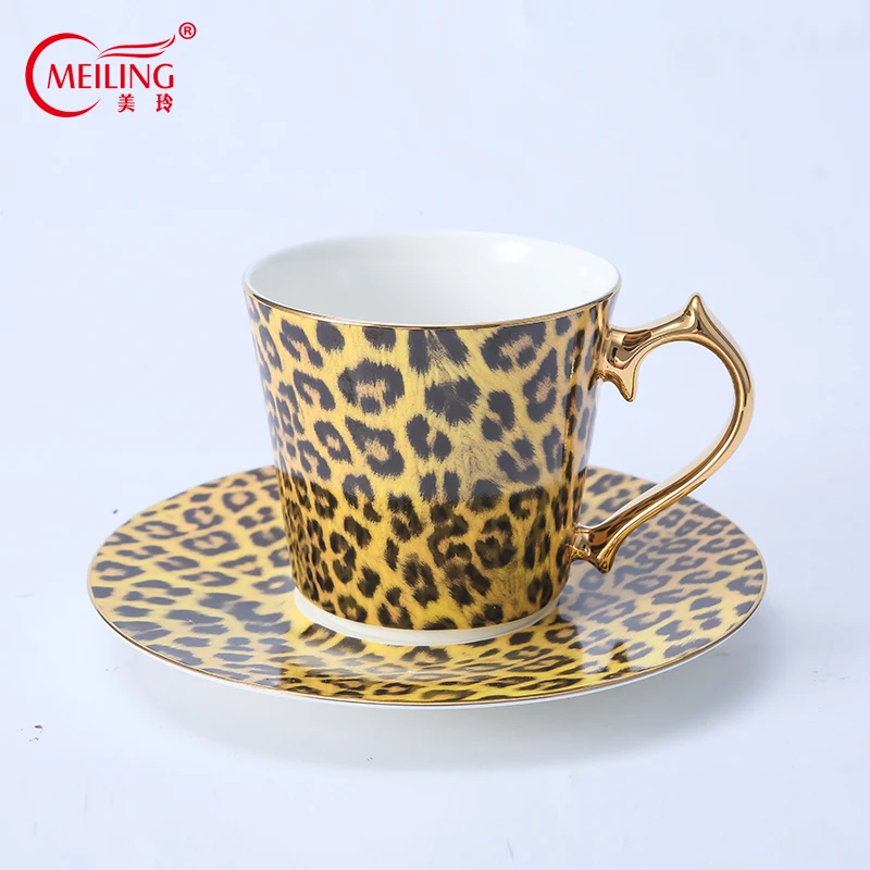 Porcelán Leopard Šálku Kávy Bone China Tea Cup Set s Zlatej Rukoväti Luxusné Darčeky pre Ženy Boss Priateľku Domov Kuchyňa Decor 1