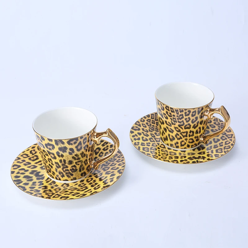 Porcelán Leopard Šálku Kávy Bone China Tea Cup Set s Zlatej Rukoväti Luxusné Darčeky pre Ženy Boss Priateľku Domov Kuchyňa Decor 3