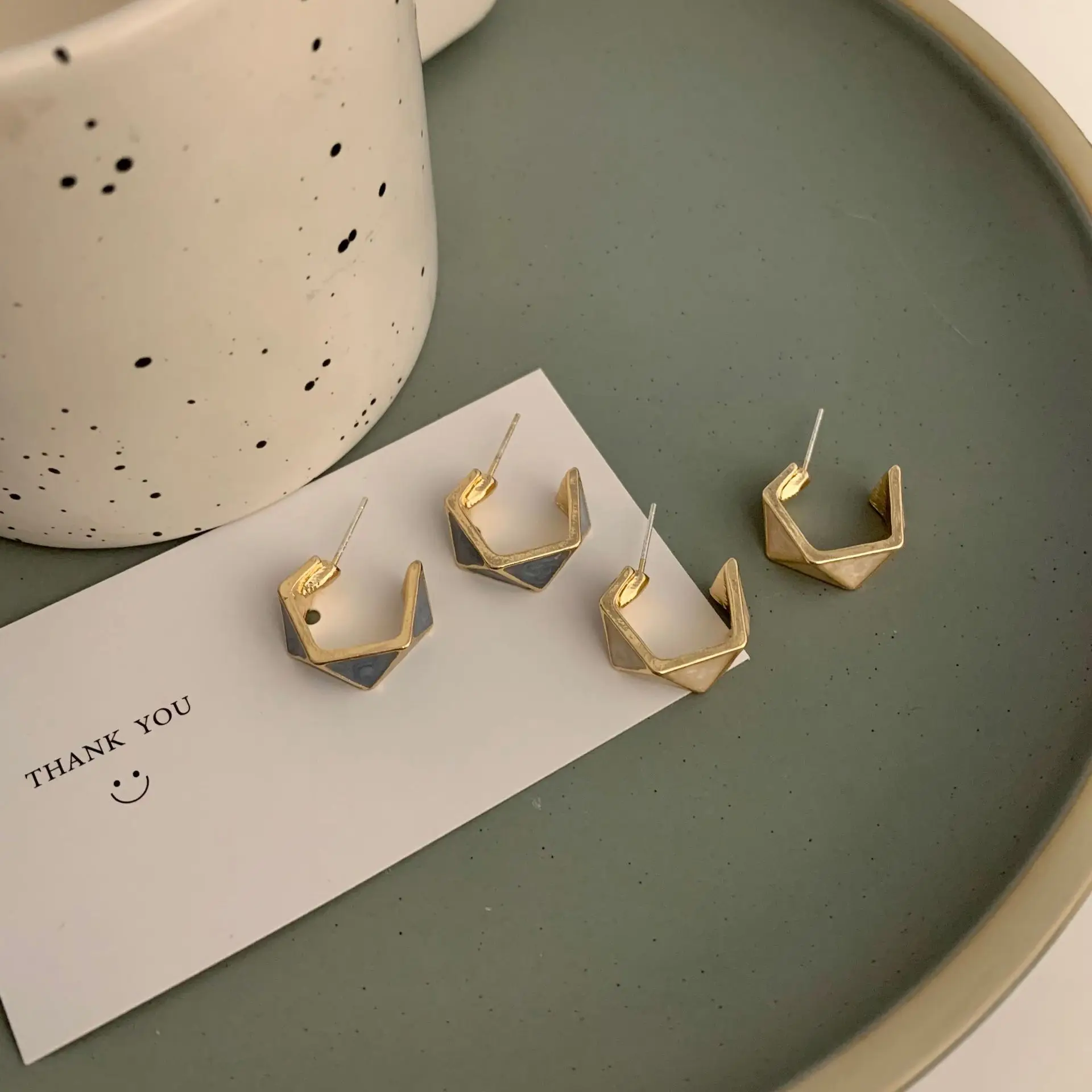 Farebné Geometrické C Tvarované Hoop Náušnice pre Ženy Nie-prepichnúť Klip Na Earings Pendiente Brincos Jemné Šperky 5