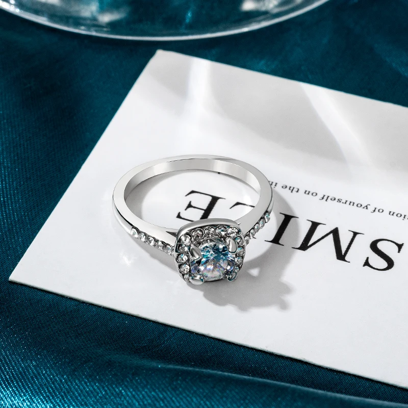 Jednoduché Luxusné Crystal Zapojenie Pazúry Krúžok pre Ženy, Módne, Elegantné AAA Biely Zirkón Snubné Prstene 2021 Trend Žena Jewerly 4
