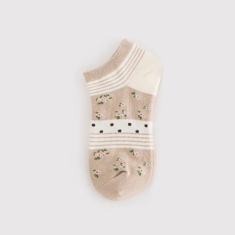 Nové Ponožky Ženy Lete Bavlna Hnedé Veverička Vysokej Kvality Harajuku Japonskej Módy Kawaii Dievča je Roztomilý Členok golier Posádky Ponožky 2
