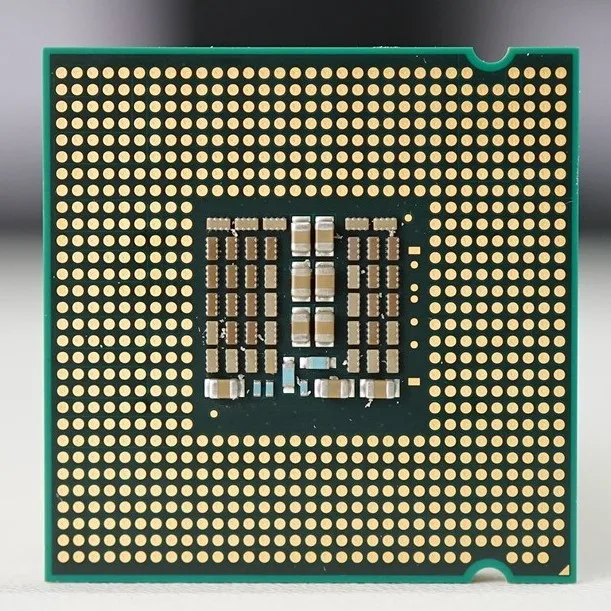 Intel Core 2 Quad Q8300 2.5 GHz Quad-Core CPU Procesor 4M 95W 1333 LGA 775 Intel Core 2 Quad Q8300 2.5 GHz Quad-Core CPU Proce 1
